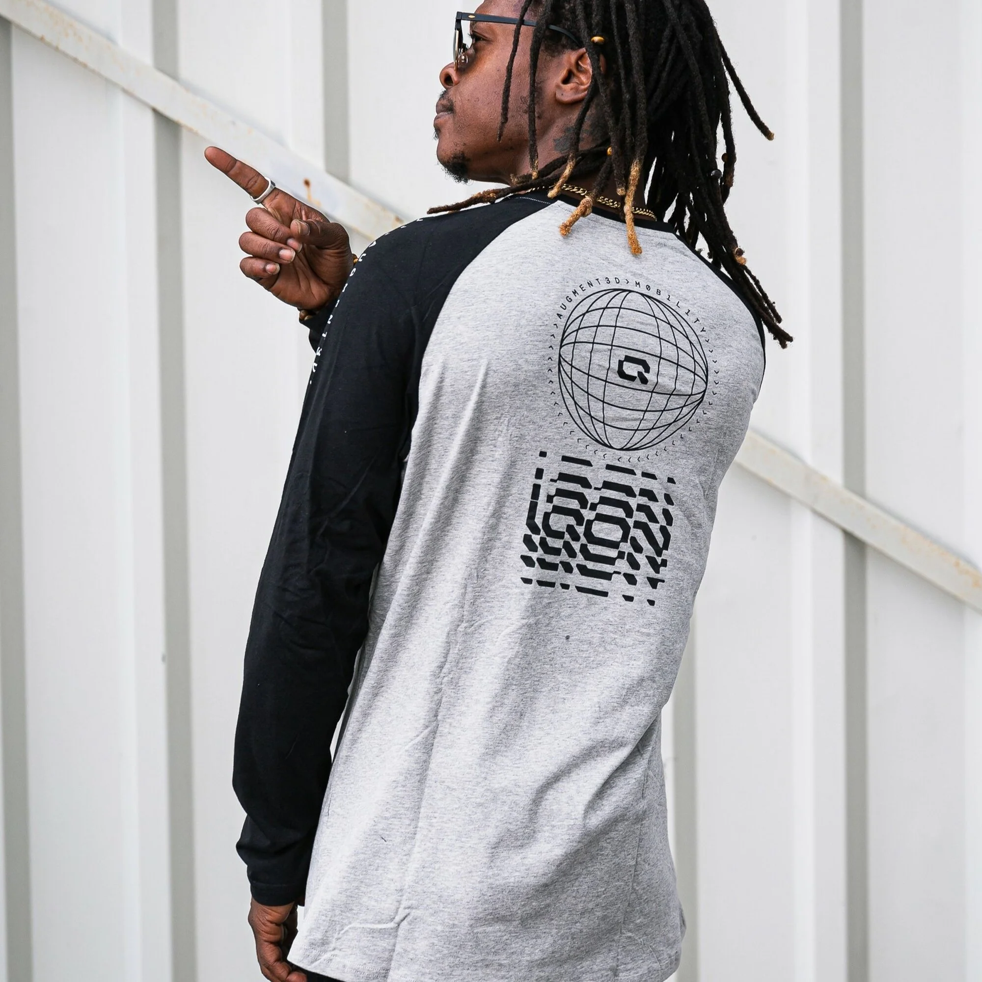 IQON Explore Longsleeve World - Image 3